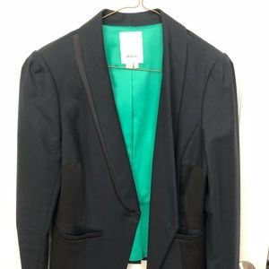 Gorgeous Anthropologie tuxedo blazer.